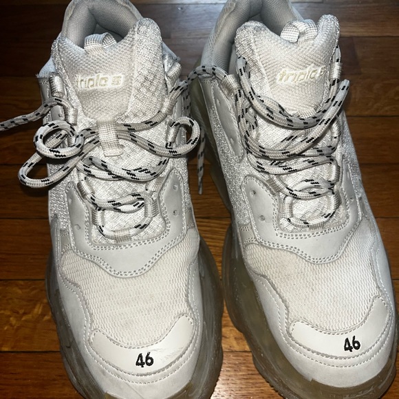 BALENCIAGA TRIPLE S clear sole sneaker - Picture 6 of 15